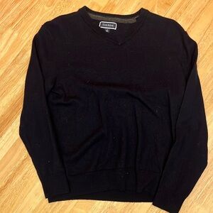 Club room men’s sweater vest